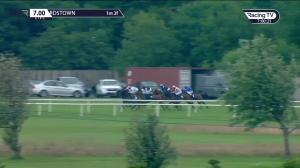 Video preview image for Leopardstown 19:00 - Irish Stallion Farms European Breeders Fund Median Auction Fillies Maiden