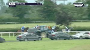 Video preview image for Fairyhouse 16:25 - baroneracing.com Handicap (Div 1)