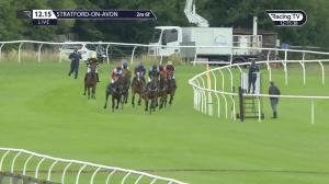 Video preview image for Stratford-on-Avon 12:15 - Download The Low6 App Novices' Hurdle (4)