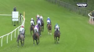 Video preview image for Stratford-on-Avon 16:20 - Sports Betting Reborn At Low6 Handicap Hurdle (5)