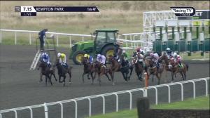 Video preview image for Kempton Park 19:15 - Unibet Casino Deposit £10 Get £40 Bonus Novice Stakes (5)