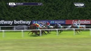 Video preview image for Newbury 15:25 - Bet365 Aphrodite Fillies' Stakes (Listed) (1)