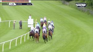Video preview image for Stratford-on-Avon 15:30 - Watch Racing Replays At racingtv.com Handicap Hurdle (4) (Div 1)