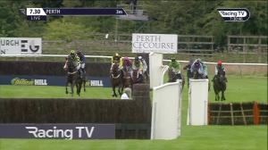 Video preview image for Perth 19:30 - Visit racingtv.com Handicap Chase (5)