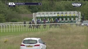 Video preview image for Pontefract 15:20 - Sky Bet Pomfret Stakes (Listed) (1)