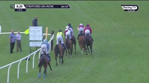 Video preview image for Stratford-on-Avon 20:20 - Watch Replays On racingtv.com Intermediate Open National Hunt Flat (5)