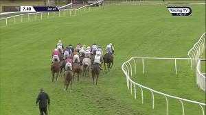Video preview image for Perth 19:40 - Thanks Peter Dun Horse Ambulance Service Handicap Chase (4)