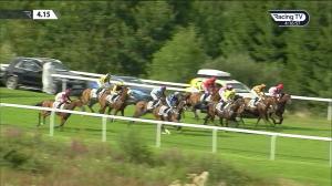 Video preview image for Hamilton Park 16:15 - Stay At Our Onsite Hotel Maiden Stakes (5)
