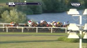 Video preview image for Kempton Park 19:30 - Unibet Extra Place Offers Every Day Novice Stakes (5) (Div 1)