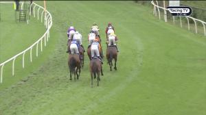 Video preview image for Stratford-on-Avon 15:35 - Bet At racingtv.com Handicap Hurdle (4)