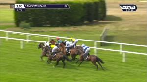 Video preview image for Sandown Park 14:00 - Heed Your Hunch At Betway Handicap (2)