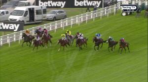 Video preview image for Sandown Park 17:20 - Read Andrew Balding On Betway Insider Handicap (3)