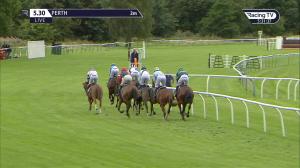Video preview image for Perth 17:30 - Bet365 Standard Open National Hunt Flat (5)