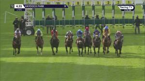Video preview image for Haydock Park 16:55 - Betfair Exchange Setting Odds Racing TV Handicap (3)