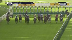 Video preview image for Haydock Park 16:35 - Betfair Exchange Free Bet Streak Handicap (4)