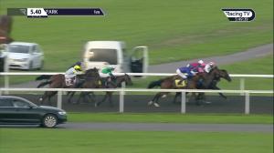 Video preview image for Kempton Park 17:40 - Unibet 3 Uniboosts A Day Median Auction Maiden Stakes (5) (Div 1)