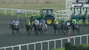 Video preview image for Kempton Park 18:40 - Unibet 3 Uniboosts A Day Handicap (5)