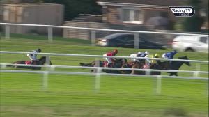 Video preview image for Sandown Park 17:00 - Tellisford Handicap (4)
