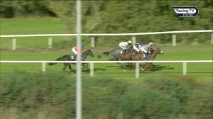 Video preview image for Hamilton Park 15:40 - Usave Utilities Contracts Fillies' Handicap (4)