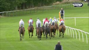 Video preview image for Perth 15:05 - Perth Racecourse Campervan Site Is Coming Handicap Chase (Qualifier) (4)