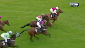 Video preview image for Goodwood 16:40 - Download The Tote Placepot App Apprentice Handicap (4)