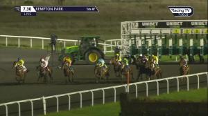 Video preview image for Kempton Park 19:30 - Unibet Casino Deposit £10 Get £40 Bonus Handicap (6)