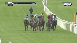 Video preview image for Kelso 16:35 - RacingTV 100% Profits Returned To Racing Novices' Hurdle (4)