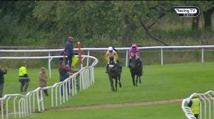 Video preview image for Ludlow 16:30 - 40 Free Jumpers To Follow @tipstersempire.co.uk Novices' Limited Handicap Chase (3)