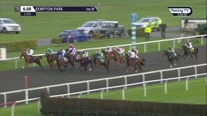 Video preview image for Kempton Park 18:00 - Unibet Thanks The Frontline Workers Maiden Fillies' Stakes (5)