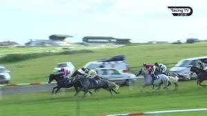 Video preview image for Tramore 15:28 - Pickardstown Rated Novice Chase