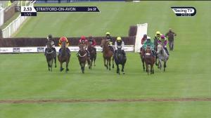 Video preview image for Stratford-on-Avon 14:53 - Pragnell Gold Cup Handicap Chase (4)