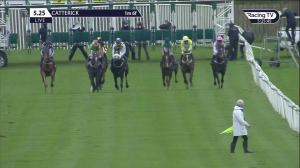 Video preview image for Catterick Bridge 17:25 - William Hill Racing Radio Apprentice Handicap (5)