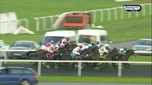 Video preview image for Kempton Park 17:35 - Unibet Casino Deposit £10 Get £40 Bonus Nursery Handicap (6)