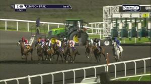Video preview image for Kempton Park 19:40 - Unibet Casino Handicap (4) (Div 2)