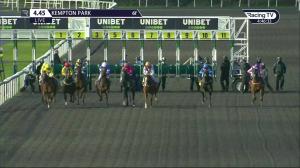 Video preview image for Kempton Park 16:45 - Unibet Extra Place Offers Every Day Nursery Handicap (5) (Div 1)