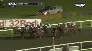 Video preview image for Kempton Park 17:35 - Unibet Casino Deposit £10 Get £40 Bonus Fillies' Handicap (4)