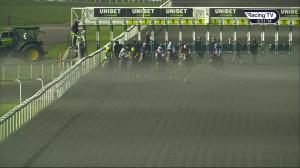 Video preview image for Kempton Park 18:50 - Try Our New Super Boosts At Unibet Handicap (2)