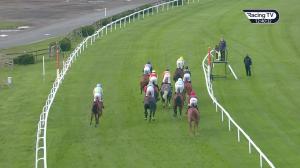Video preview image for Kempton Park 12:40 - Bet At racingtv.com Novices' Hurdle (4)