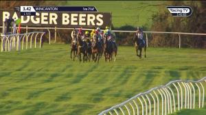 Video preview image for Wincanton 15:42 - Bet At racingtv.com 'Hands and Heels' Novices' Handicap Hurdle (Conditional Jockeys' & Amateur Riders') (5)