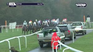 Video preview image for Exeter 15:18 - racingtv.com/freemonth Handicap Hurdle (5) (Div 1)