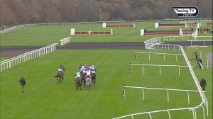 Video preview image for Kempton Park 14:00 - Racing TV Mares' Hurdle (Listed) (1)