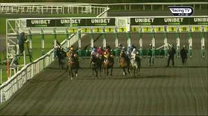 Video preview image for Kempton Park 16:30 - Unibet Extra Place Offers Every Day Novice Stakes (5)