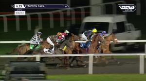 Video preview image for Kempton Park 18:25 - Unibet 3 Uniboosts A Day Fillies' Handicap (4)