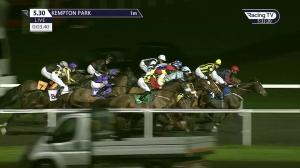 Video preview image for Kempton Park 17:30 - Unibet Casino Deposit £10 Get £40 Bonus Handicap (6)