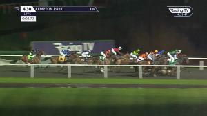Video preview image for Kempton Park 16:30 - British Stallion Studs EBF Novice Stakes (5) (Div 1)