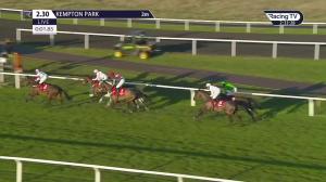 Video preview image for Kempton Park 14:30 - Ladbrokes Desert Orchid Chase (Grade 2) (1)