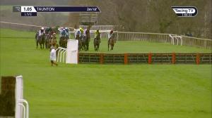 Video preview image for Taunton 13:05 - C & D Southwest Juvenile Hurdle (4)