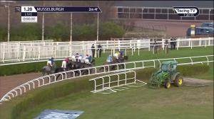 Video preview image for Musselburgh 13:20 - Betway Handicap Hurdle (3)