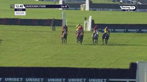 Video preview image for Sandown Park 12:40 - Unibet 'You're On' Mares' Hurdle (Listed) (1)