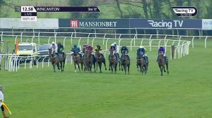 Video preview image for Wincanton 12:58 - Mansionbet Novices' Handicap Chase (5)